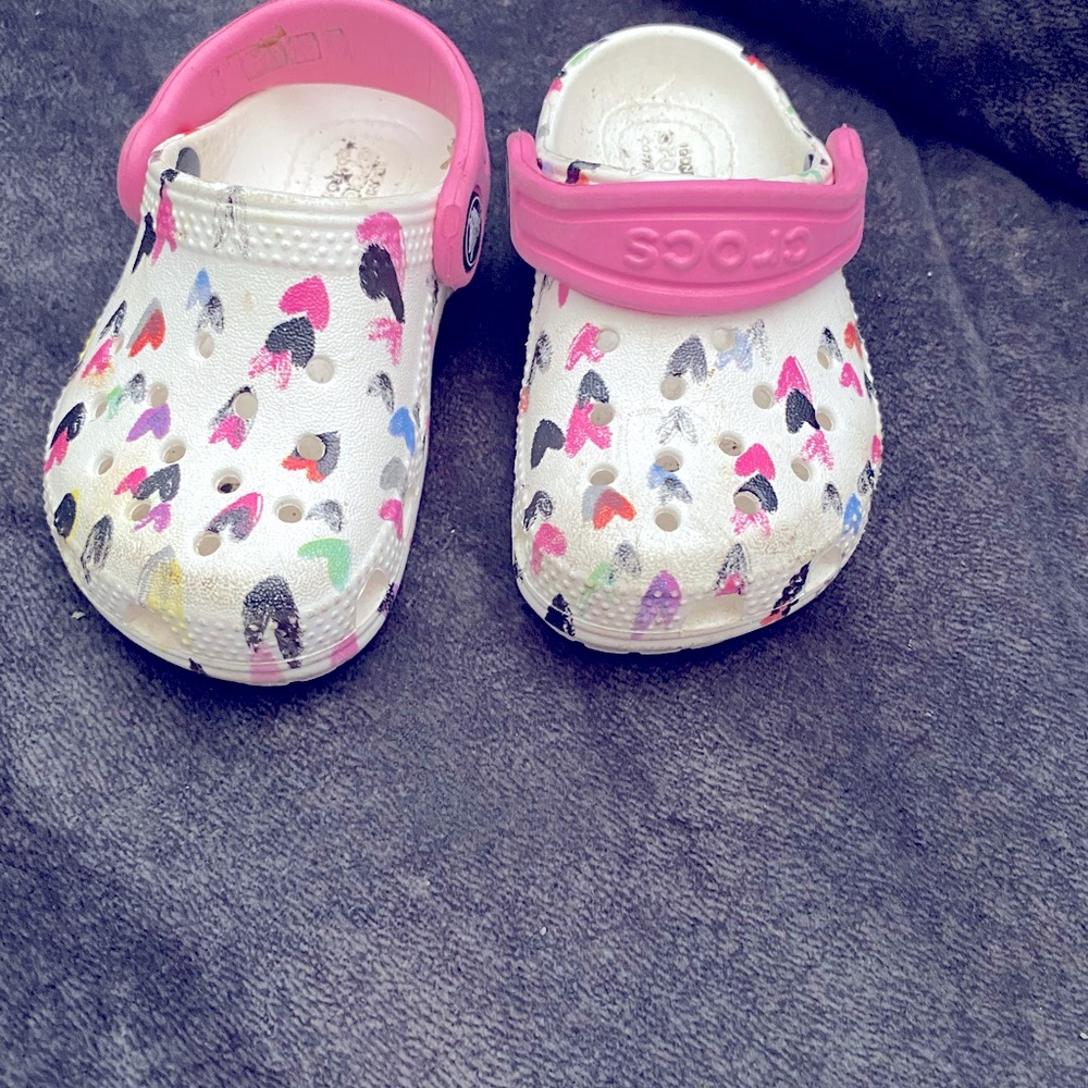 Toddler crocs